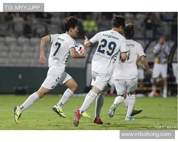 全北现代与仁川联队激战在即谁能在这场对决中笑到最后