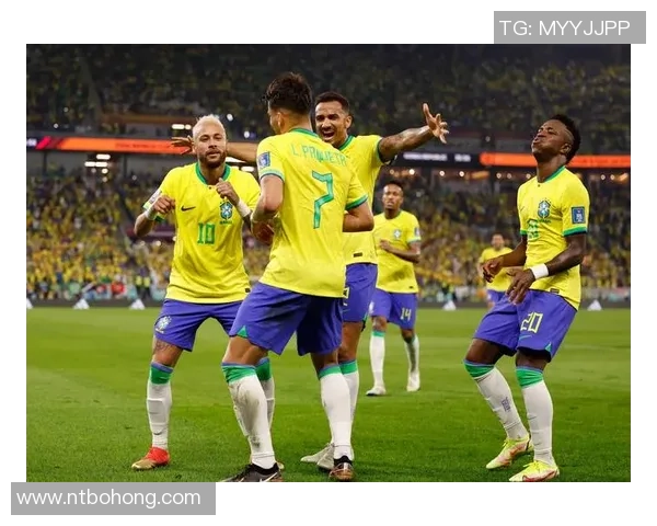 巴拉多与巴伦西的精彩对决揭示足球战术与团队协作的魅力