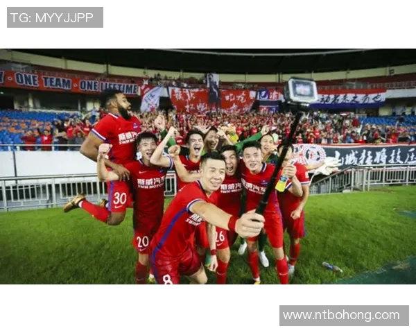 建业主场迎战重庆斯威全力争胜期待精彩对决展现球队实力与斗志